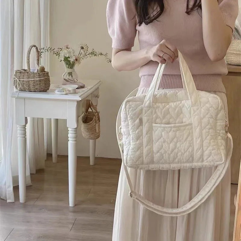 Sac à langer matelassé, écoresponsable, en coton bio avec une touche de style pour les mamans